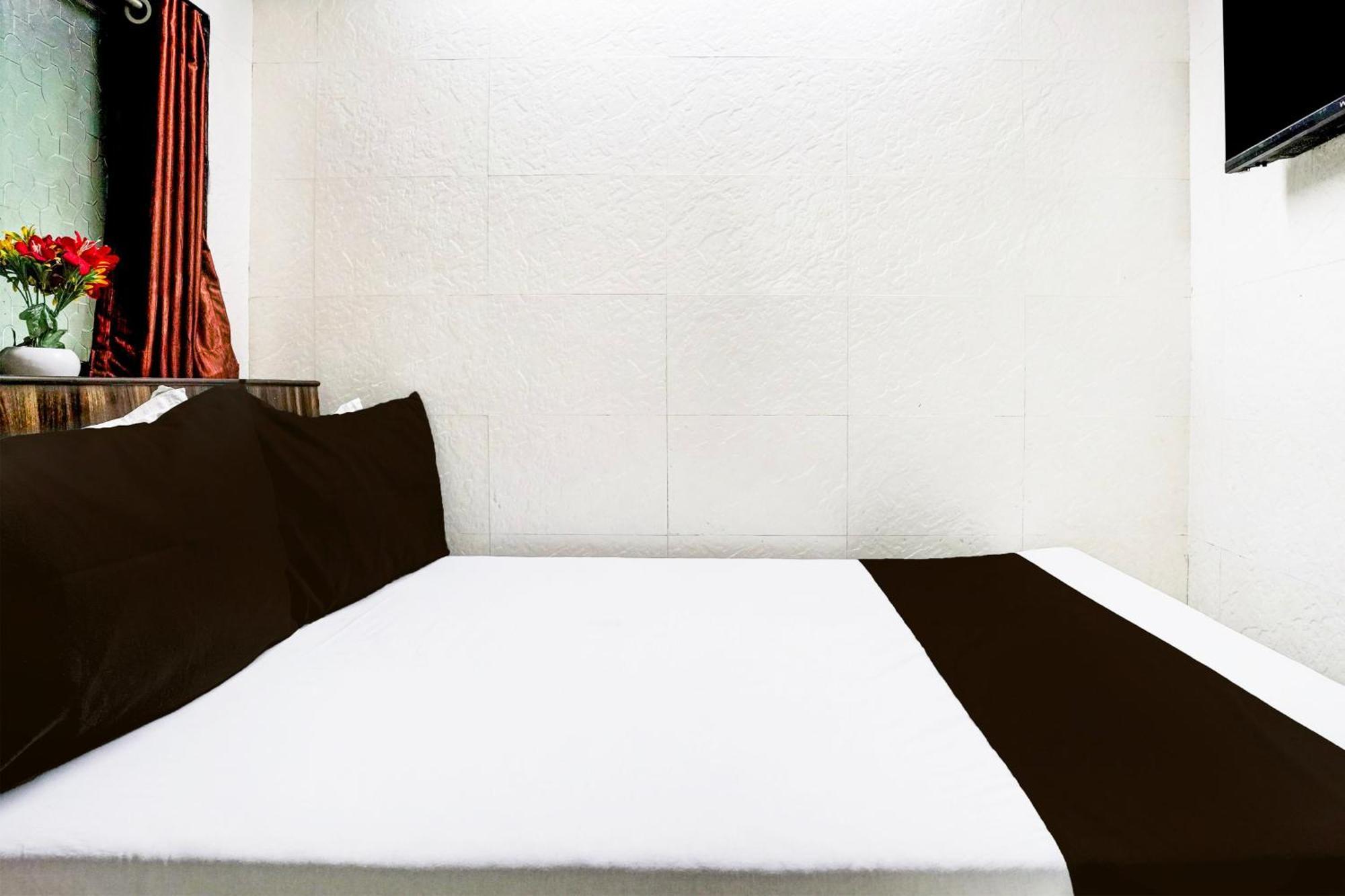 Super Hotel O Dombivali Formerly Pk Lodging Dombivli Zewnętrze zdjęcie